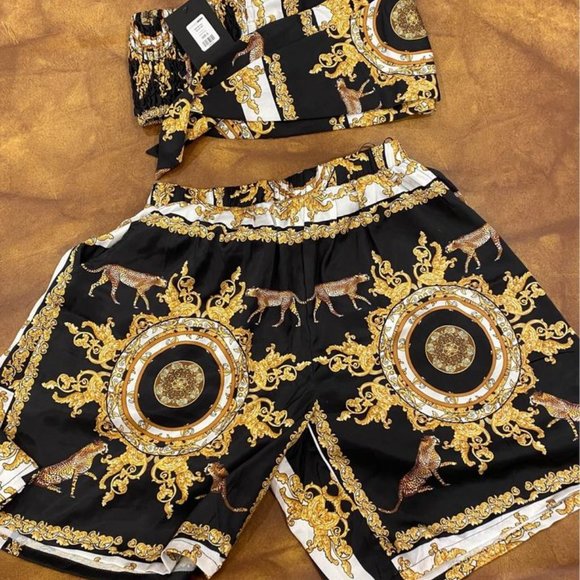 Shorts Set - Gold and Black - Picture 2 of 2
